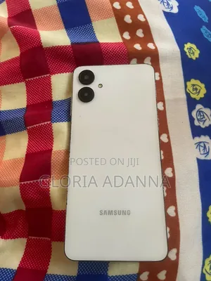 Samsung Galaxy A06 128 GB White