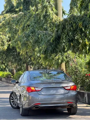 Hyundai Sonata 2011 Brown