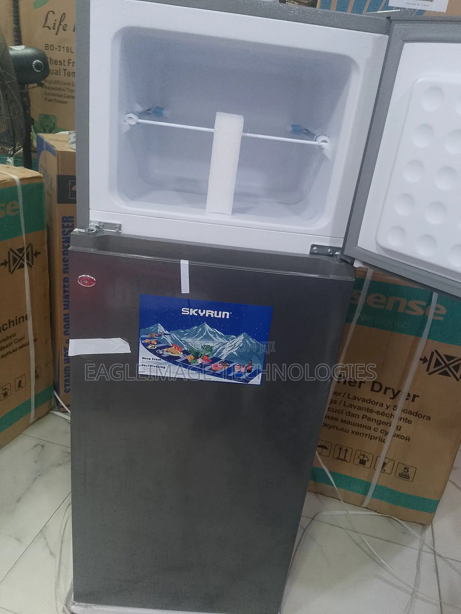 SKYRUN BCD-200K Spacious Home Refrigerator