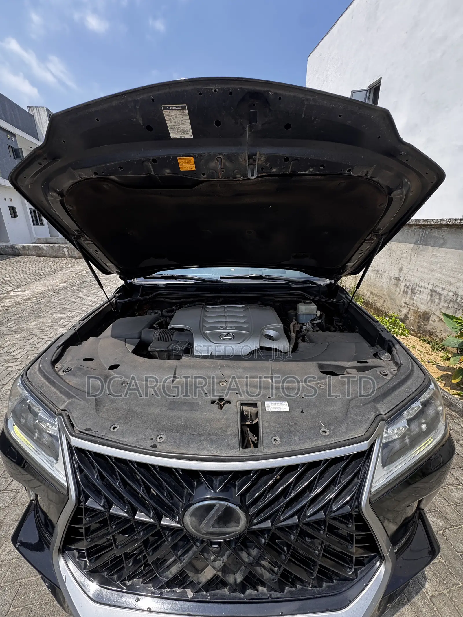 Lexus LX 570 AWD 2017 Black