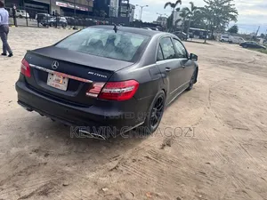 Mercedes-Benz E-Class 2012 Black
