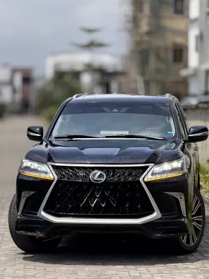 Lexus LX 570 AWD 2017 Black