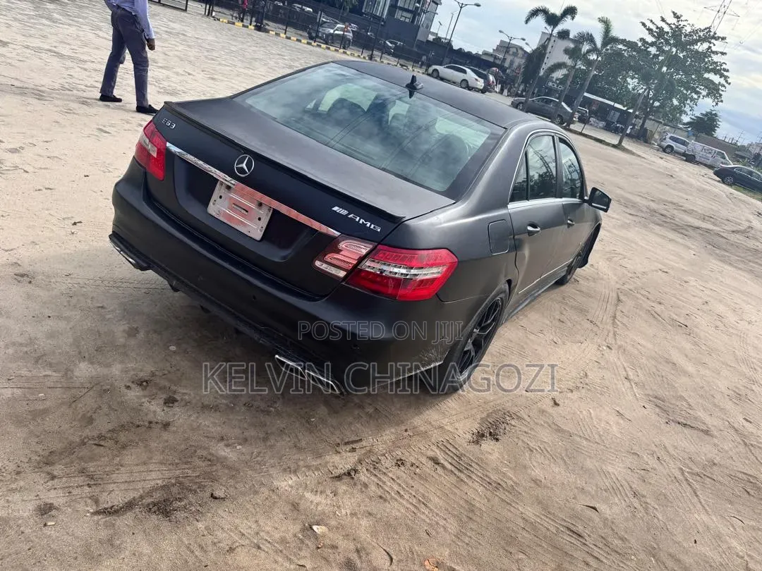 Mercedes-Benz E-Class 2012 Black