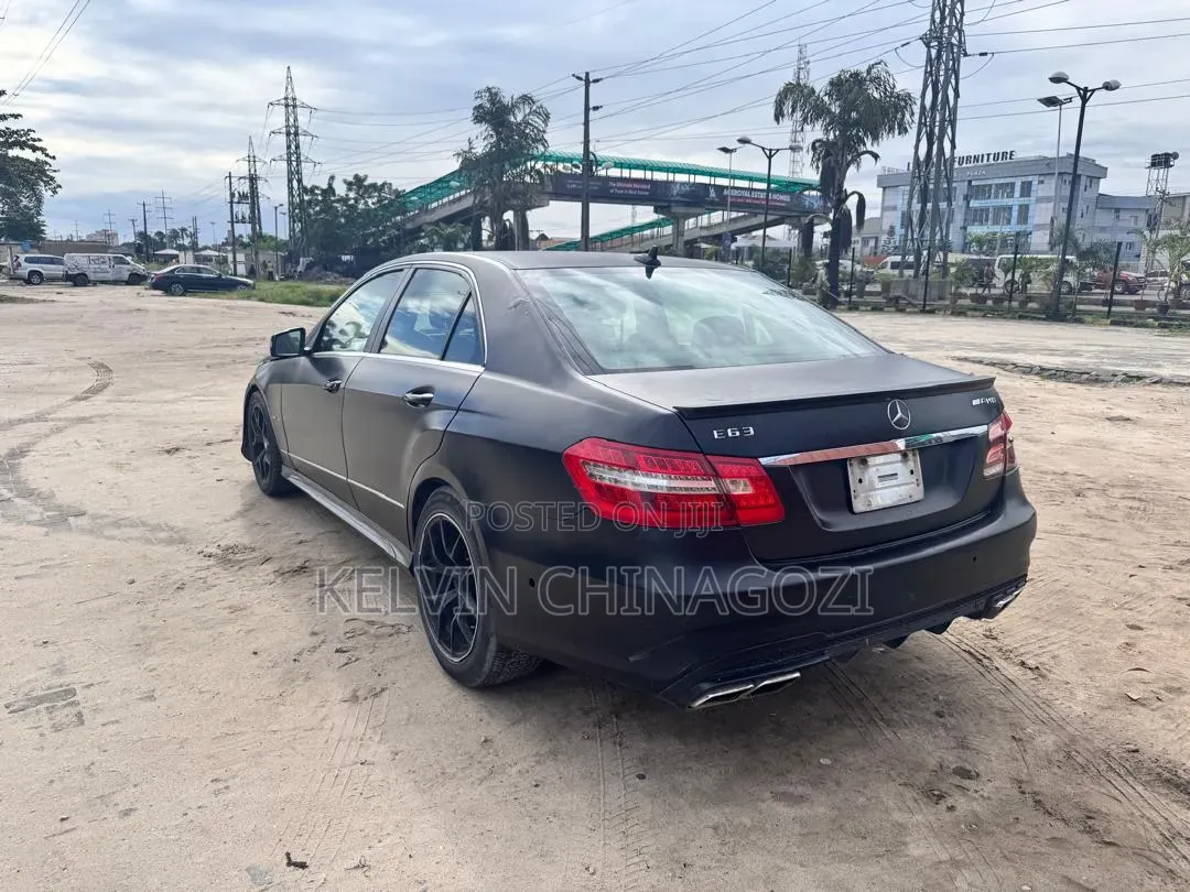 Mercedes-Benz E-Class 2012 Black