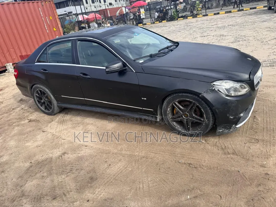 Mercedes-Benz E-Class 2012 Black