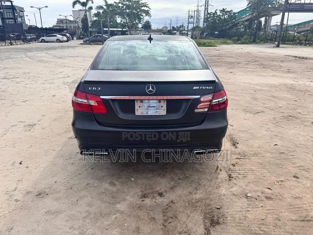 Mercedes-Benz E-Class 2012 Black