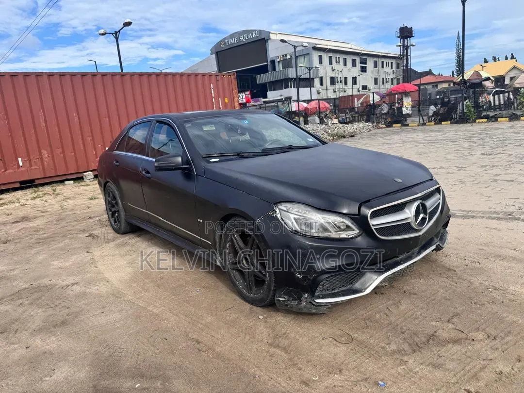 Mercedes-Benz E-Class 2012 Black