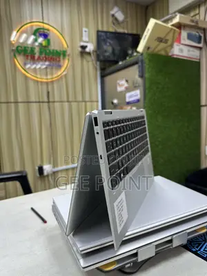 Laptop HP EliteBook x360 1040 G7 16GB Intel Core i7 SSD 512GB
