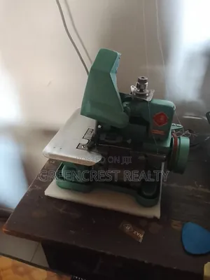 Overlock Sewing Machine