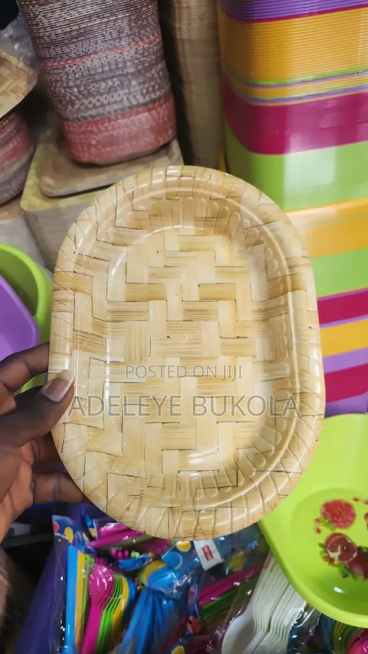 Ceramic Tray Per Dozen