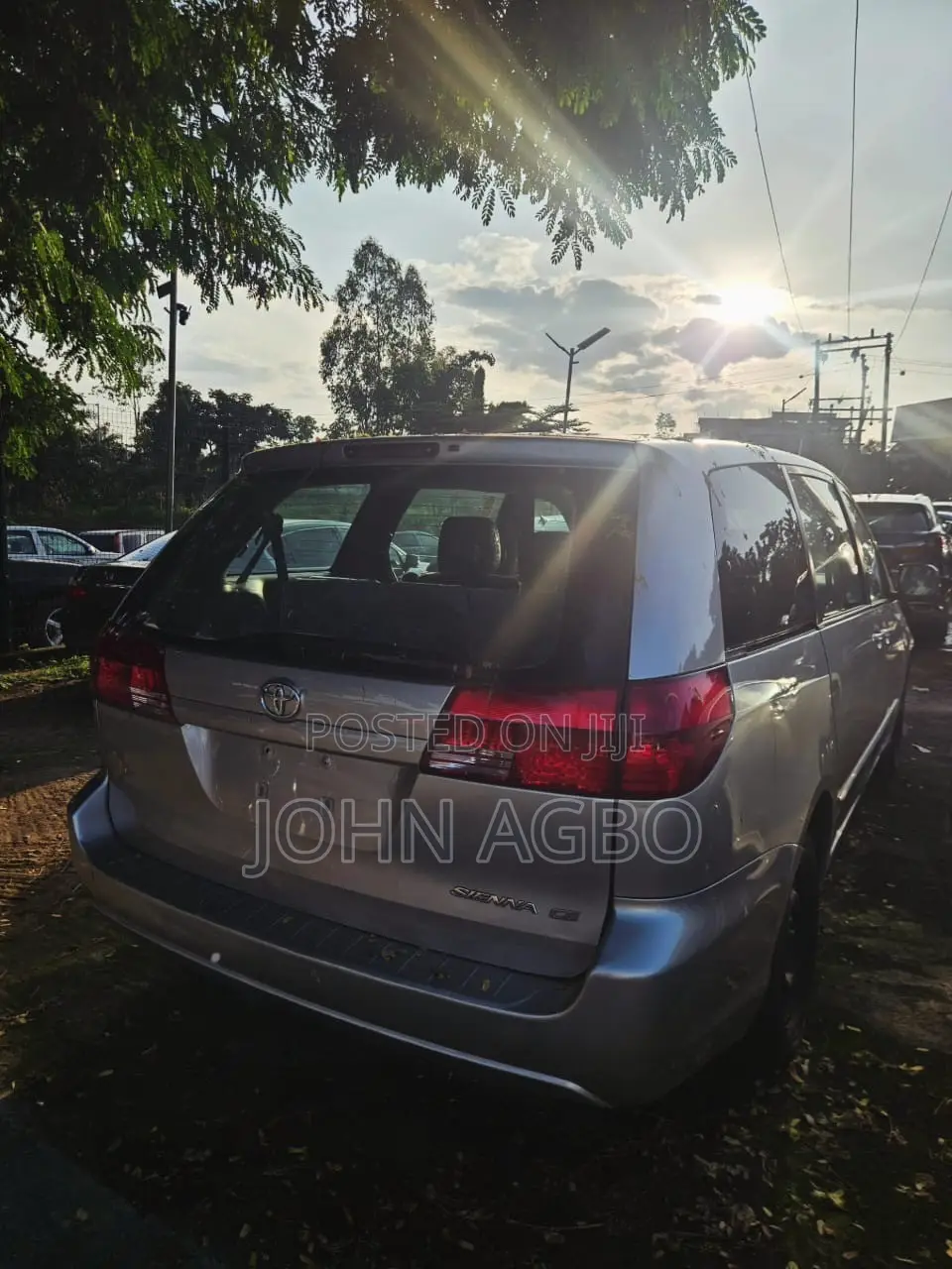 Toyota Sienna 2006 Gold