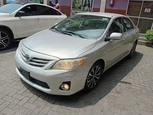 Toyota Corolla 2013 Silver