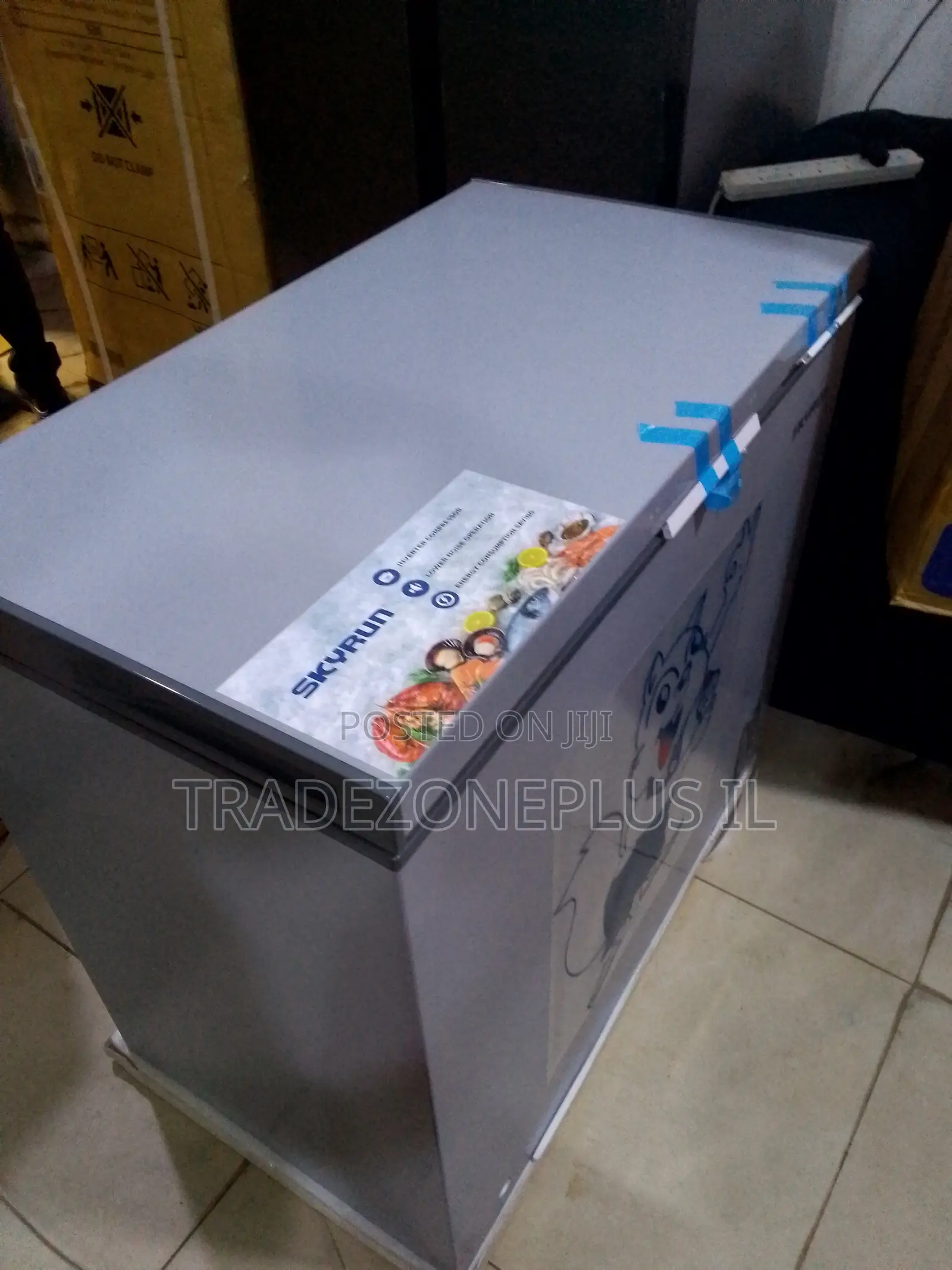 SkyRun 250L Deep Freezer for Business