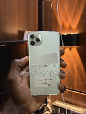 Apple iPhone 11 Pro Max 64 GB White