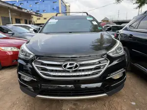 Hyundai Santa Fe SE Ultimate FWD 2017 Black