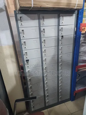 Standard 33doors Metal Locker.