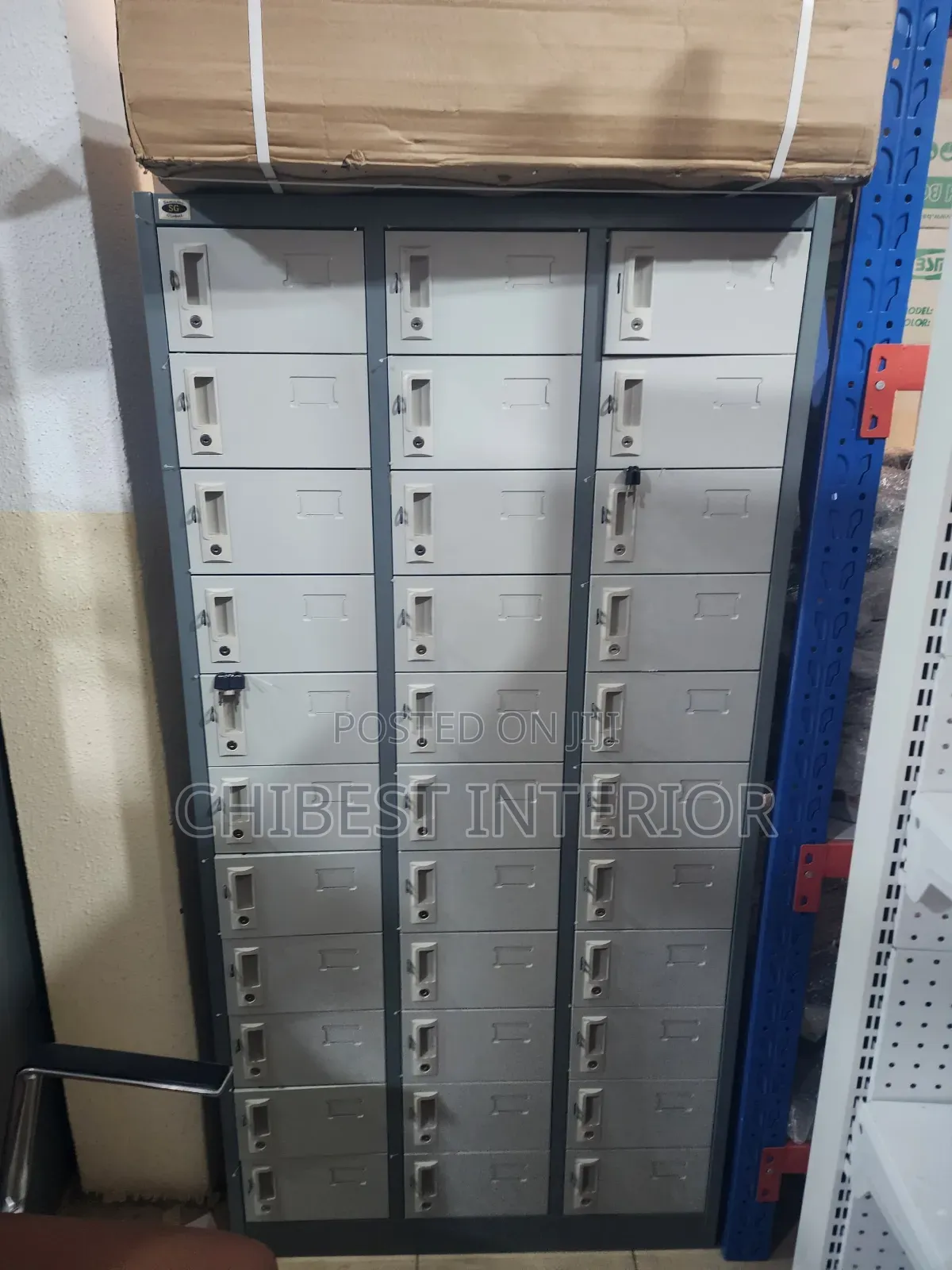 Standard 33doors Metal Locker.