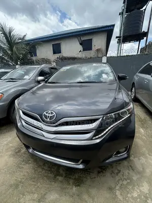 Toyota Venza XLE AWD V6 2013 Gray