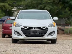 Hyundai Elantra 2014 White