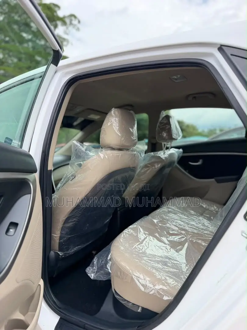 Hyundai Elantra 2014 White