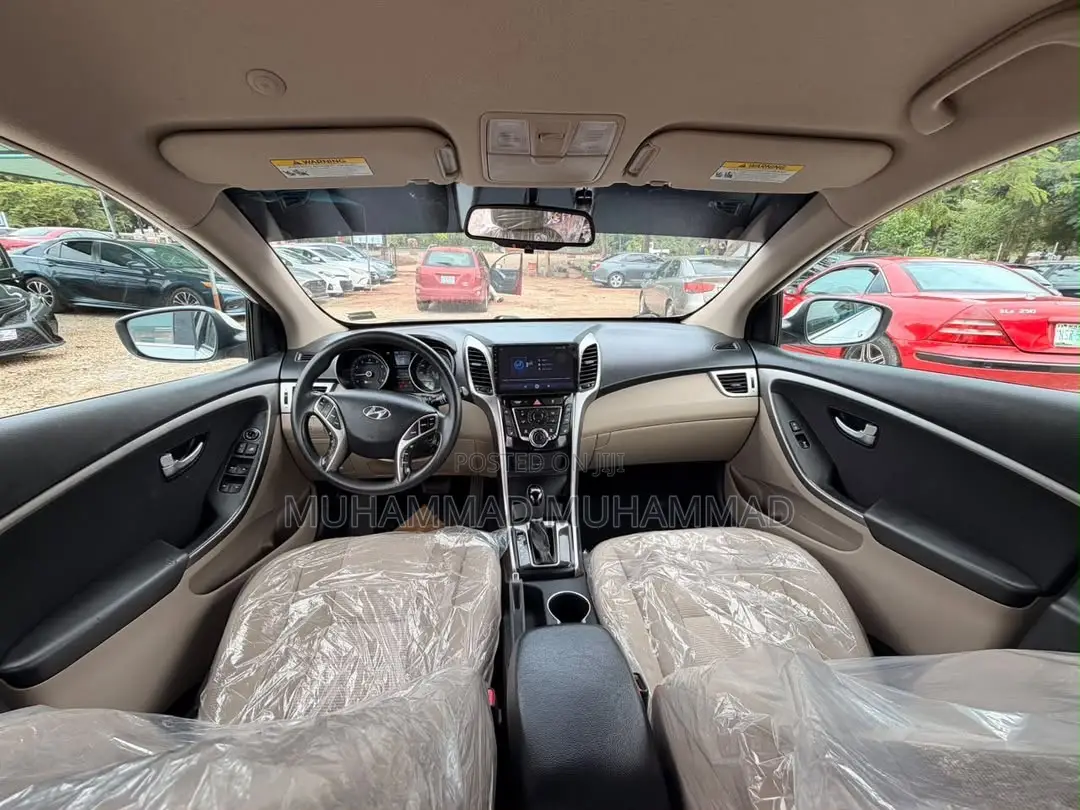 Hyundai Elantra 2014 White