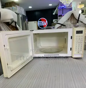 Digital Countertop Solo Microwave Oven