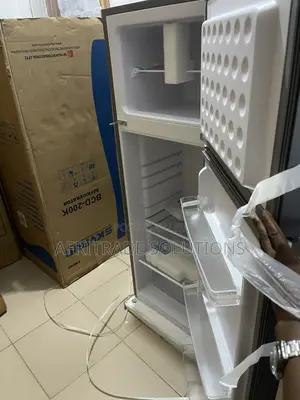 Skyrun BCD-200K Upright Fridge 200L