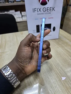 Apple iPhone 16 128 GB Blue
