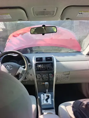 Toyota Corolla 2010 Red
