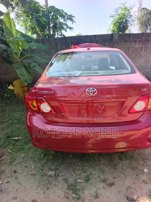 Toyota Corolla 2010 Red