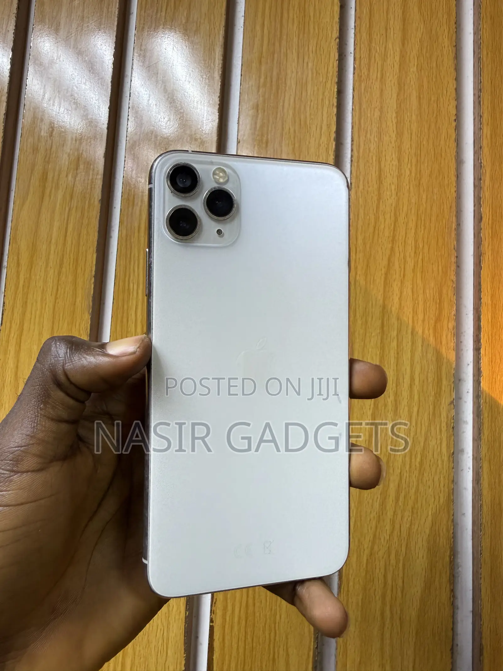 Apple iPhone 11 Pro Max 64 GB White
