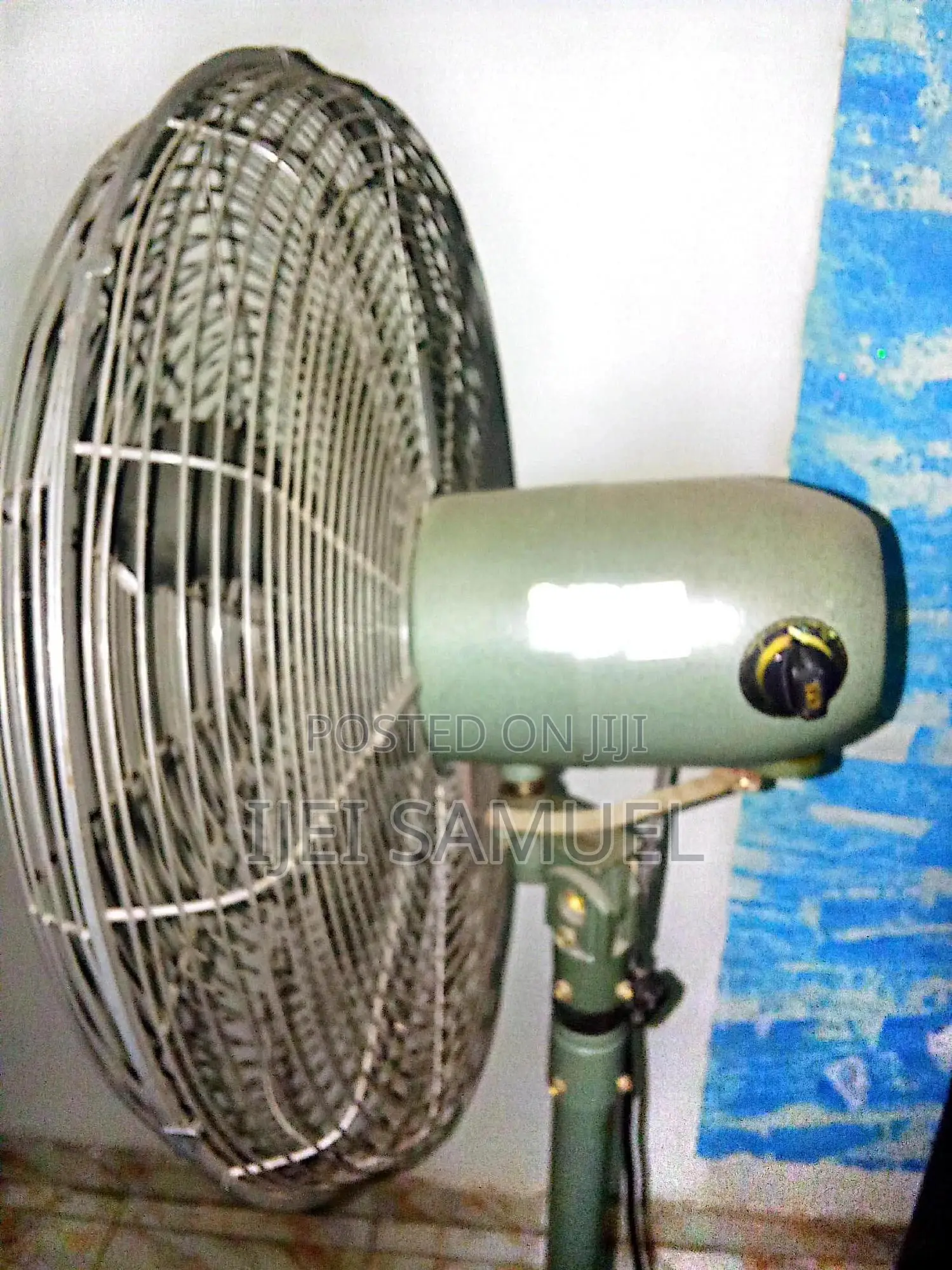 Original Copper Ox 20" Standing Fan