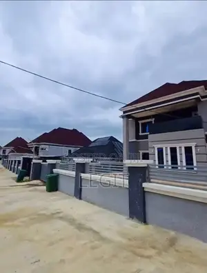 4bdrm Duplex in Lugbe District for sale