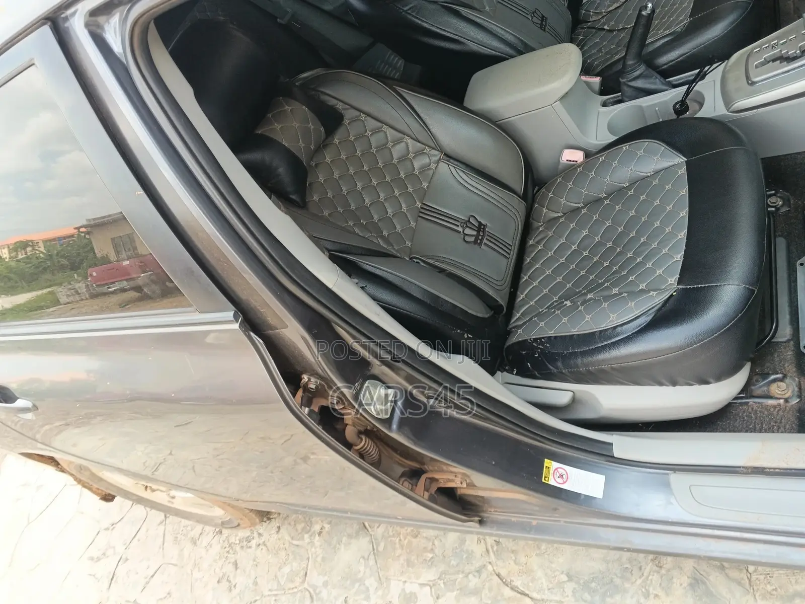 Toyota Corolla 2011 Gray