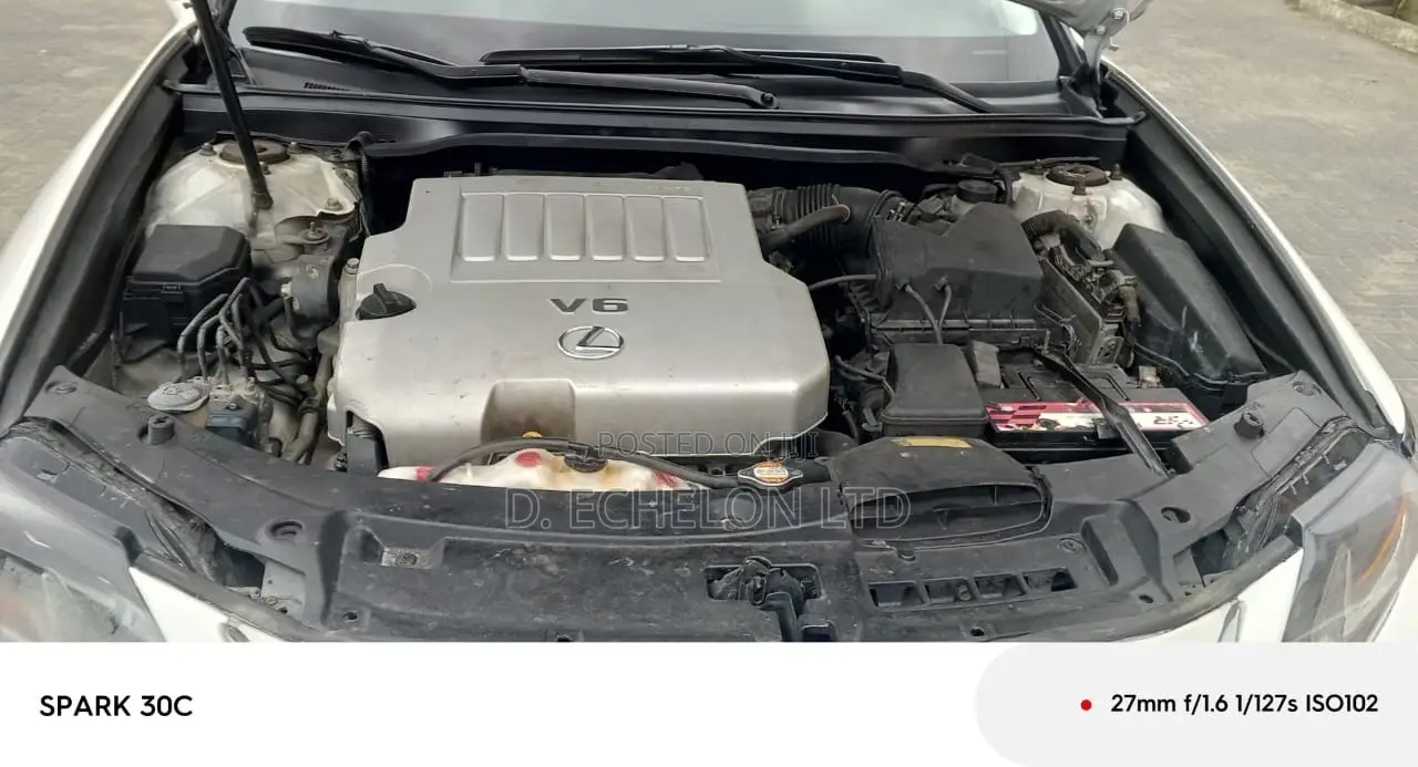 Lexus ES 2015 White