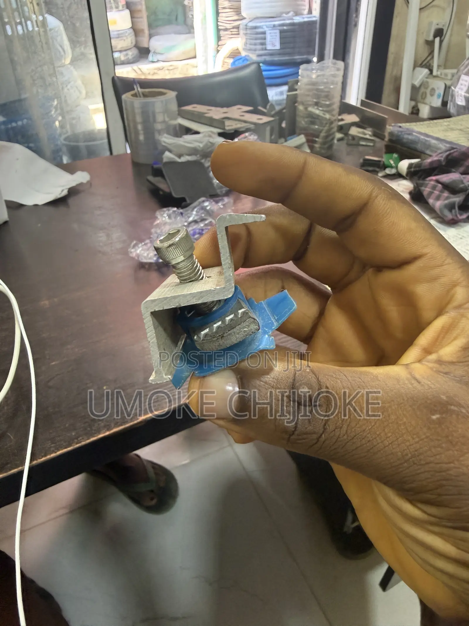 Mid Clamp for Mounting System – SUN-SYNERGY