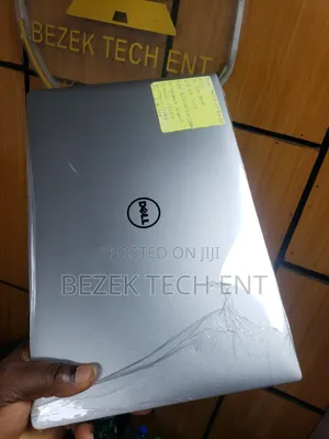 New Laptop Dell Precision 5520 32GB Intel Xeon SSD 512GB