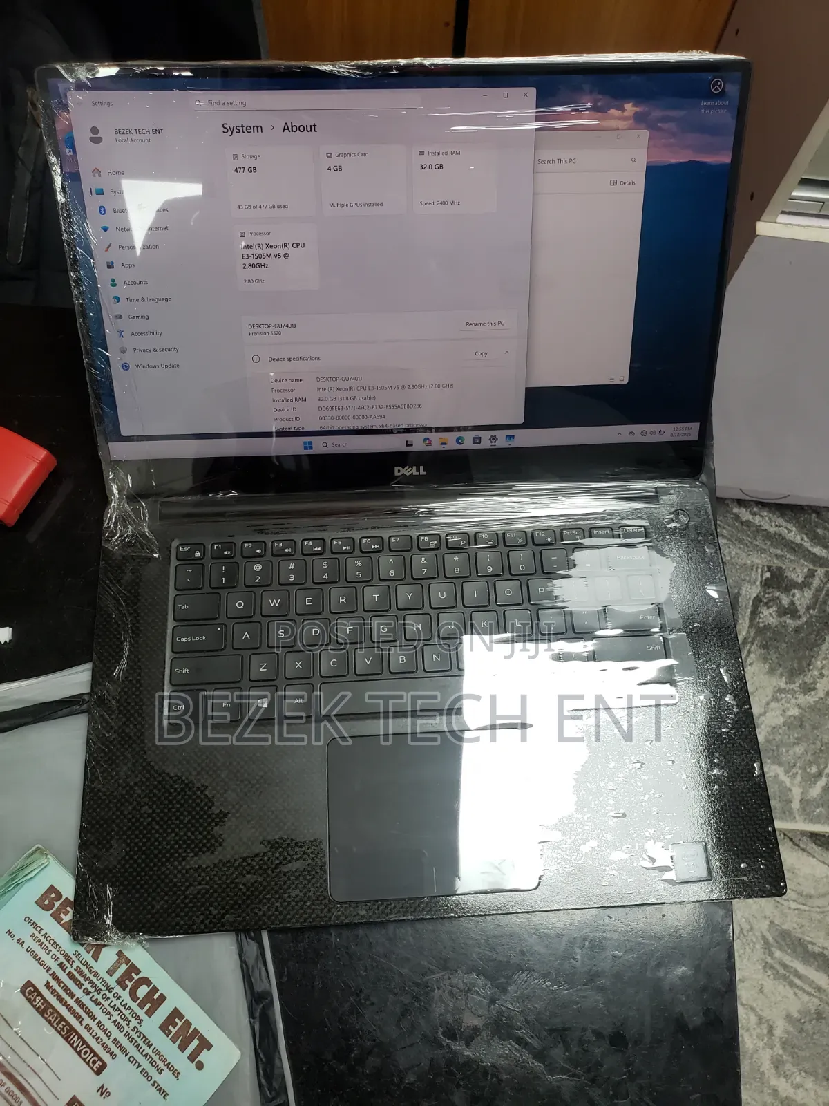 New Laptop Dell Precision 5520 32GB Intel Xeon SSD 512GB