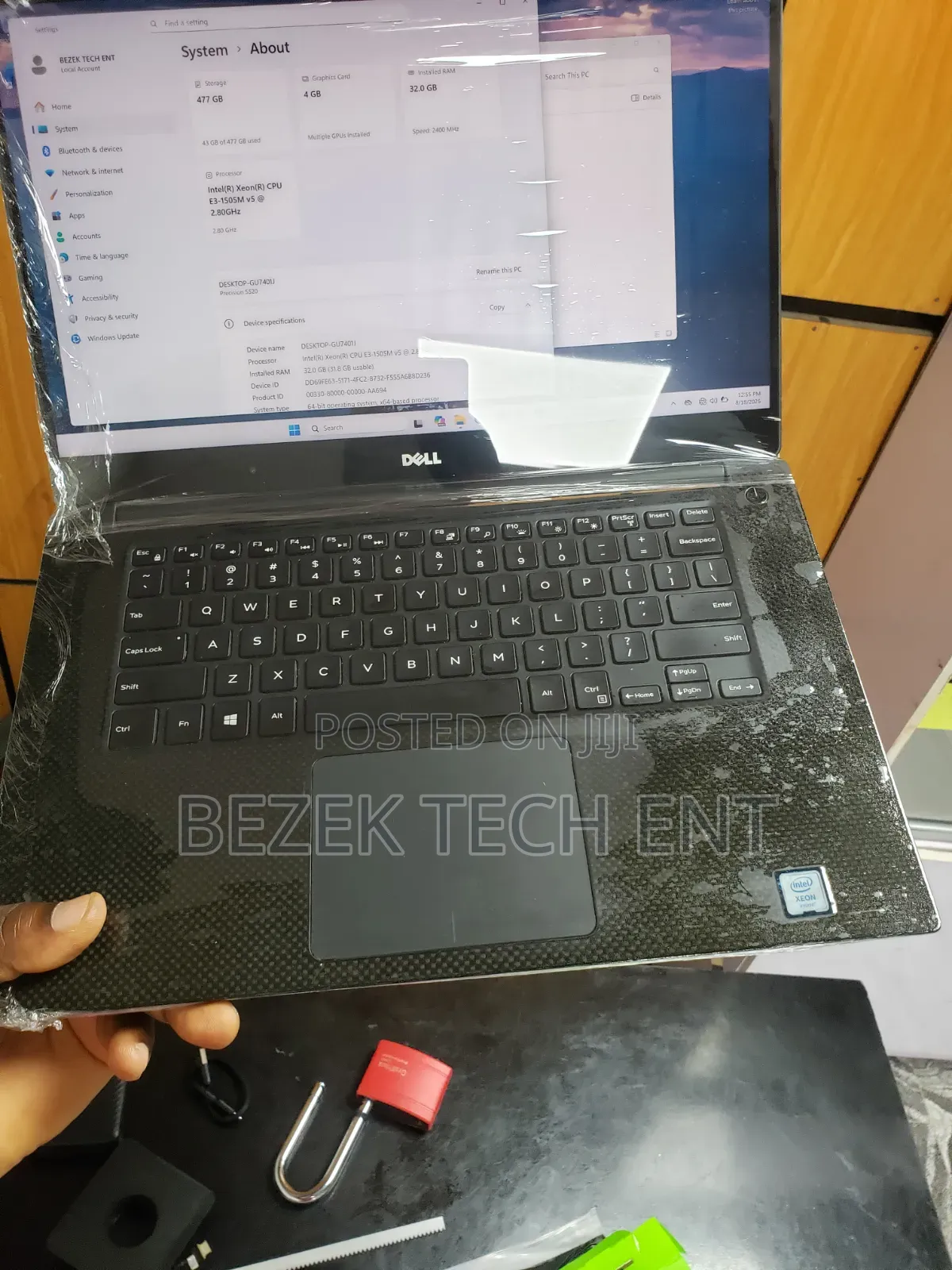 New Laptop Dell Precision 5520 32GB Intel Xeon SSD 512GB
