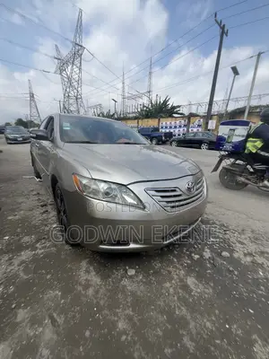 Toyota Camry 2008 Gold