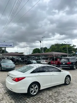 Hyundai Sonata 2010 White