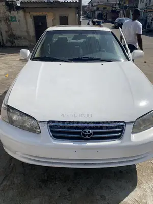 Toyota Camry LE V6 4dr Sedan (3.0L 6cyl 4A) 2002 White