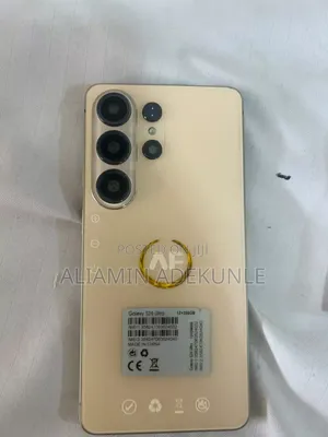 S26 Ultra Clones 256gb Neat and Clean- 75k Lagos