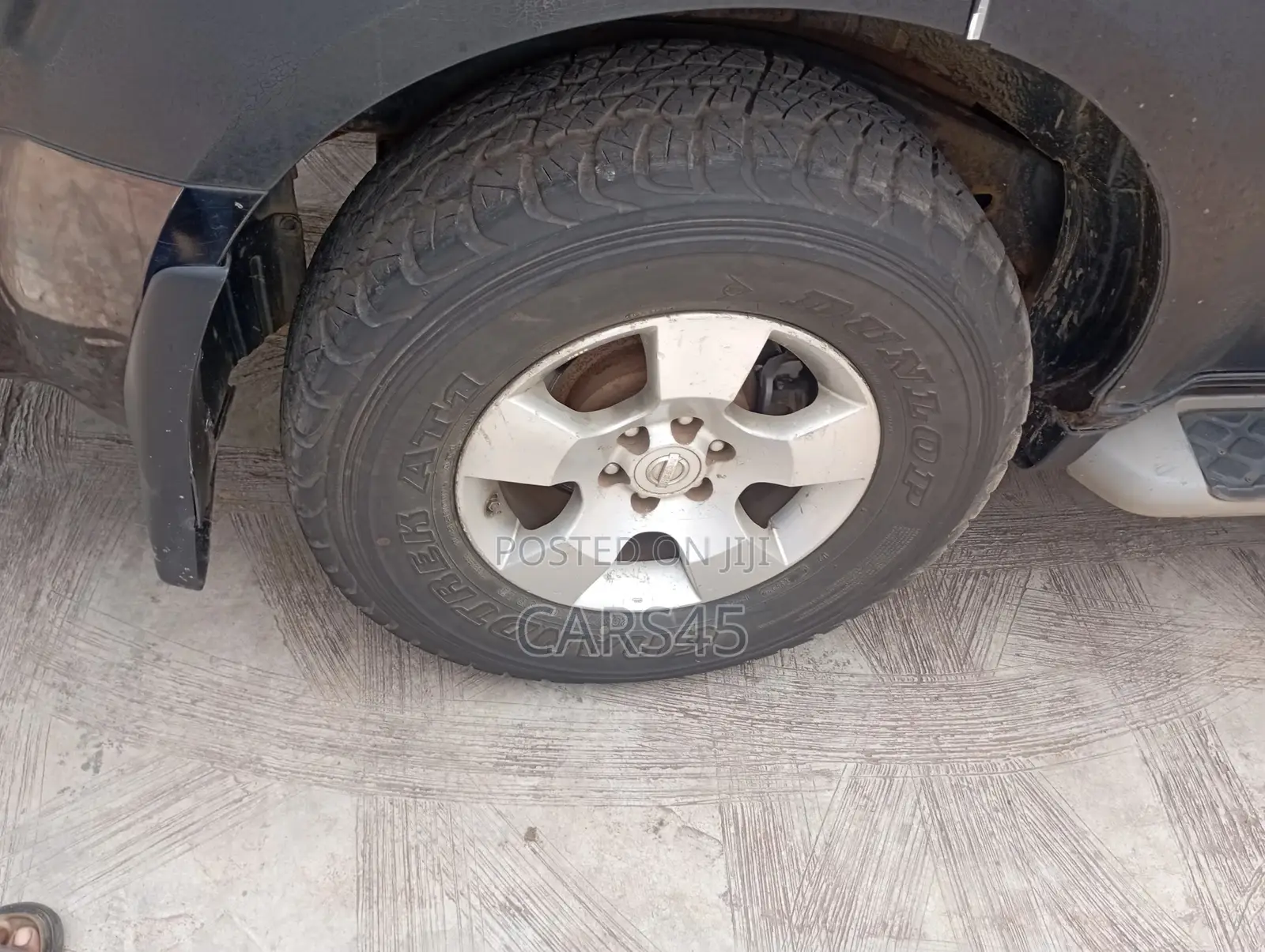 Nissan Pathfinder 2005 Black