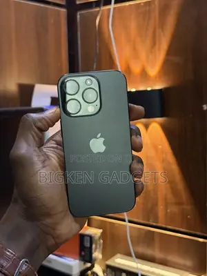 Apple iPhone 16 Pro 256 GB Black