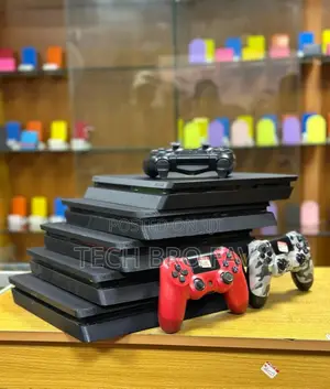 ☆playstation 4 Slim Bundle 