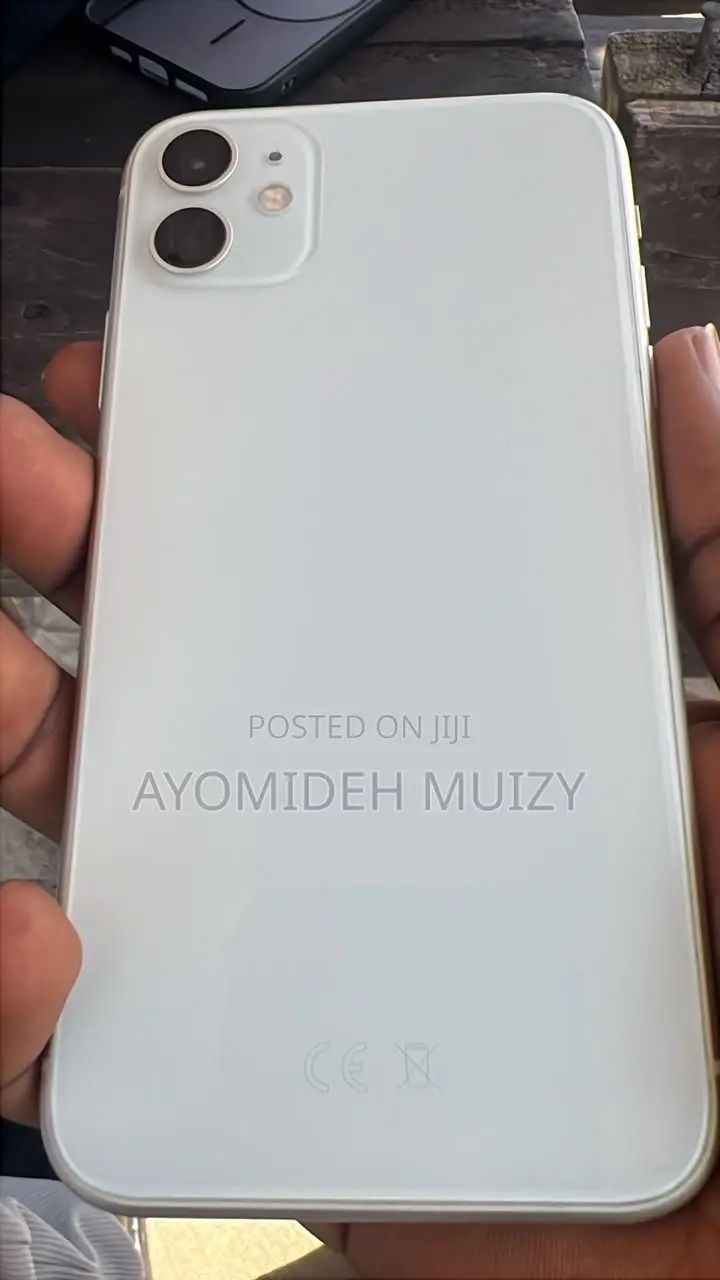 Apple iPhone 11 128 GB White