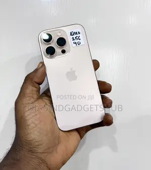 Apple iPhone 16 Pro 256 GB Gold