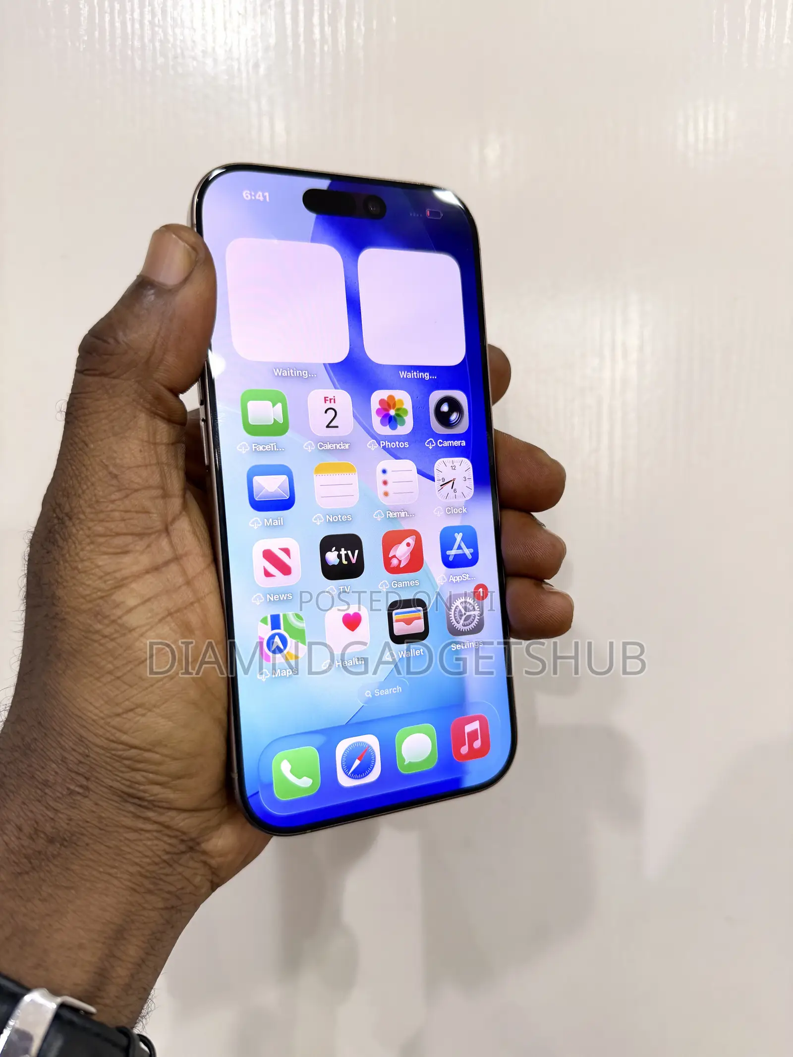 Apple iPhone 16 Pro 256 GB Gold