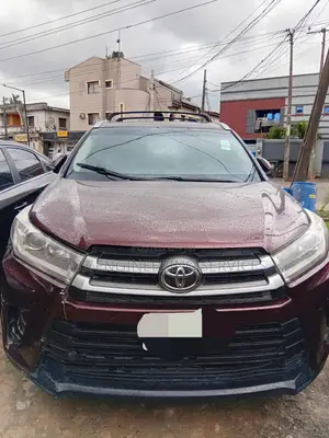 Toyota Highlander 2018 Red